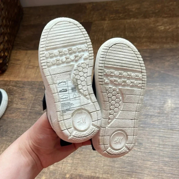 H&M Kids Velcro Sneakers - Picture 4 of 5